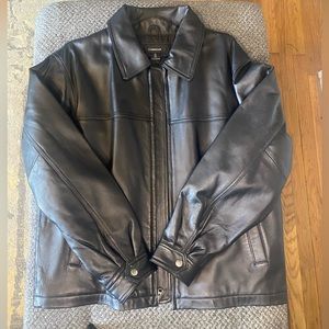 Mens leather coat. Medium. Perfect condition.